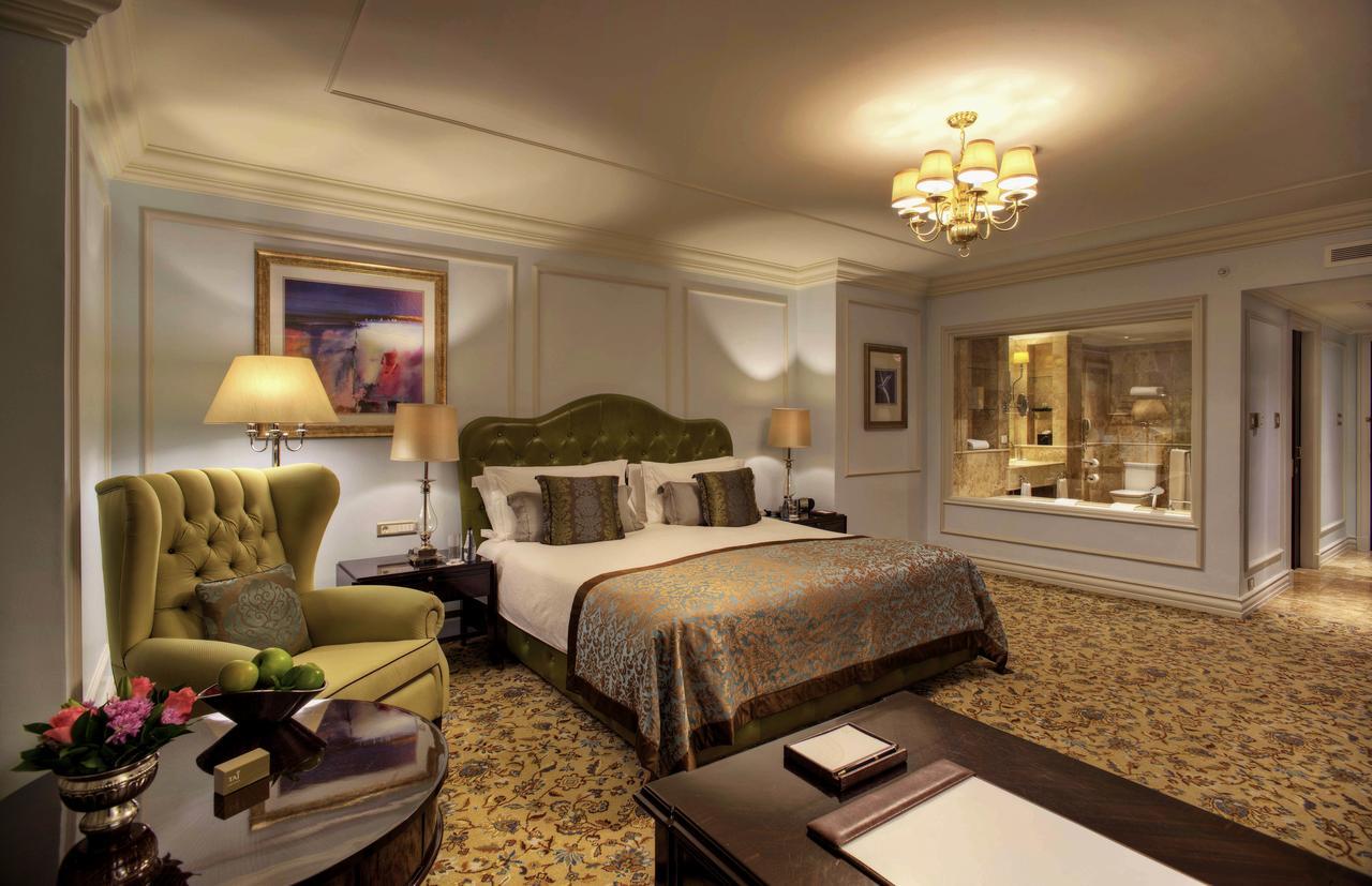 Taj 5*