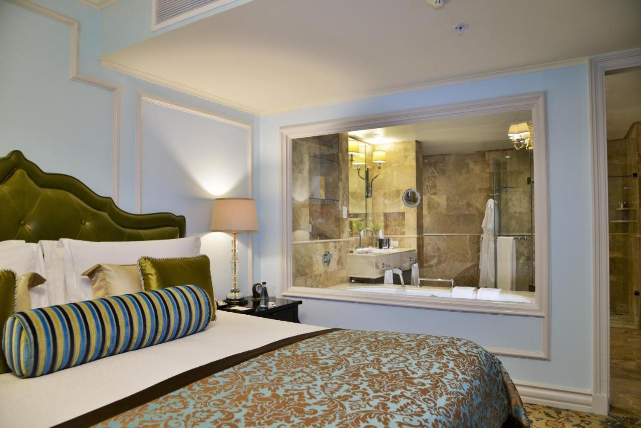 Taj Hotel 5*